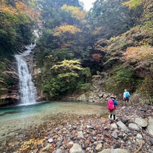 LINE_ALBUM_2024_xlarge.11.16 砂山滝巡り_241117_13 (1) (カスタム)